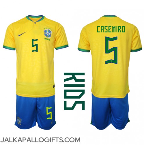 Brasilia Casemiro #5 Koti Peliasu Lasten MM-kisat 2022 Lyhythihainen (+ Lyhyet housut)